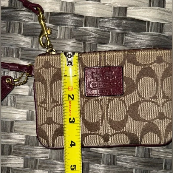 Coach Signature Jacquard Wristlet with Tattersall Plaid Lining, Burgundy Leather - Picture 5 of 6